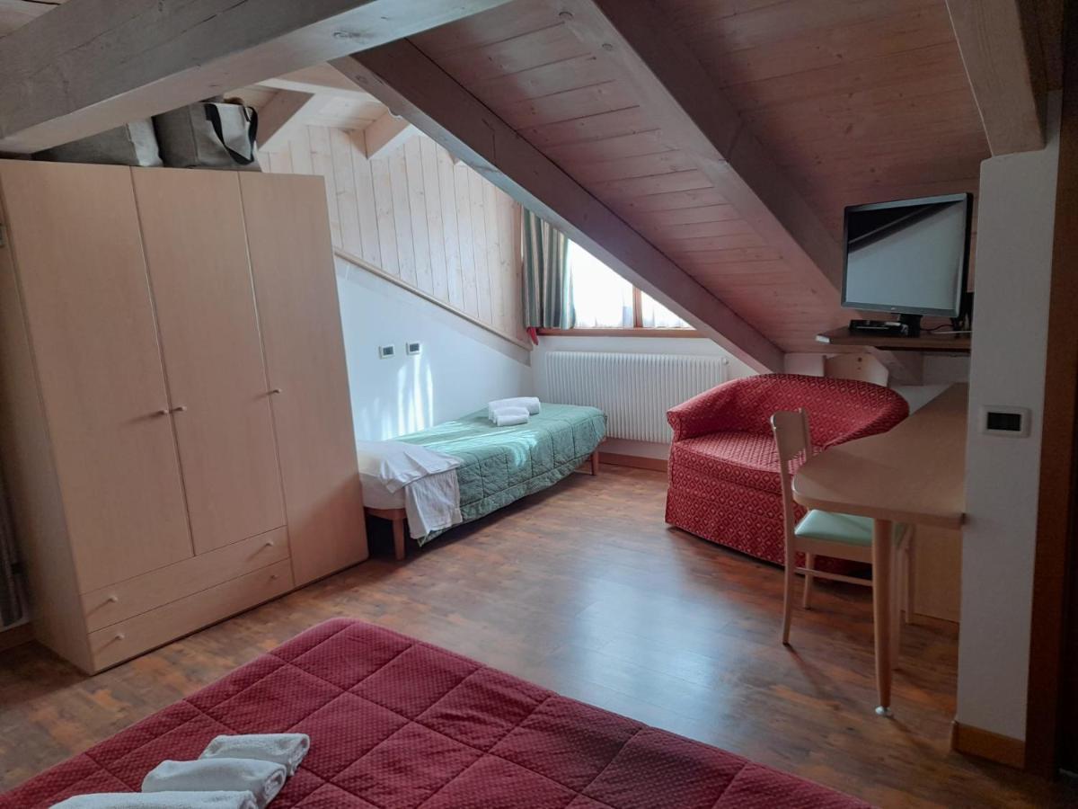 Hotel Garni B&B Maffei Pinzolo Exteriér fotografie