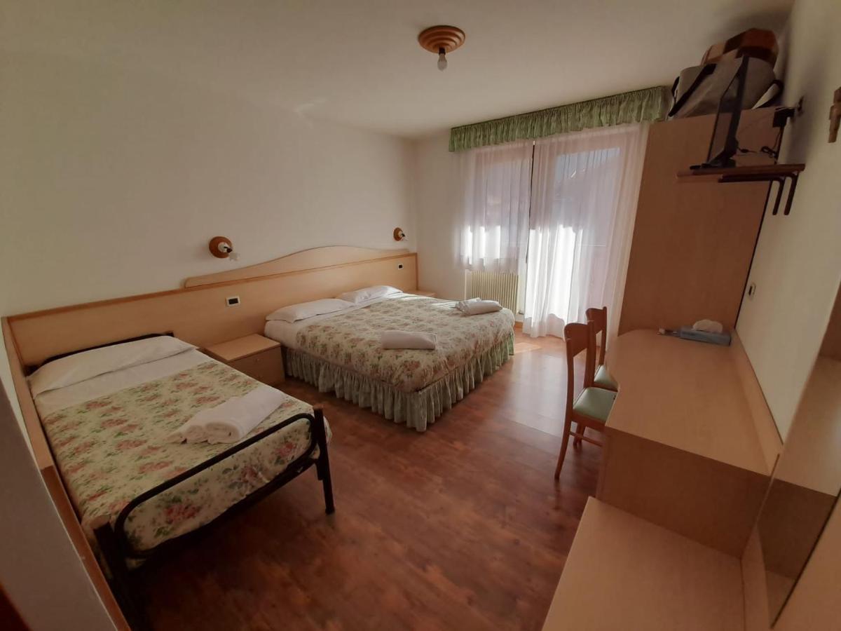 Hotel Garni B&B Maffei Pinzolo Exteriér fotografie