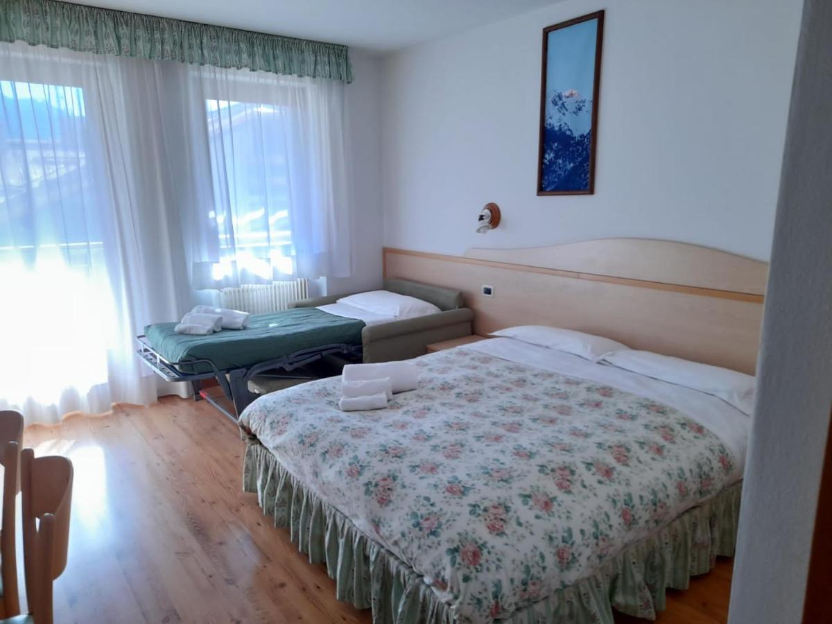 Hotel Garni B&B Maffei Pinzolo Exteriér fotografie
