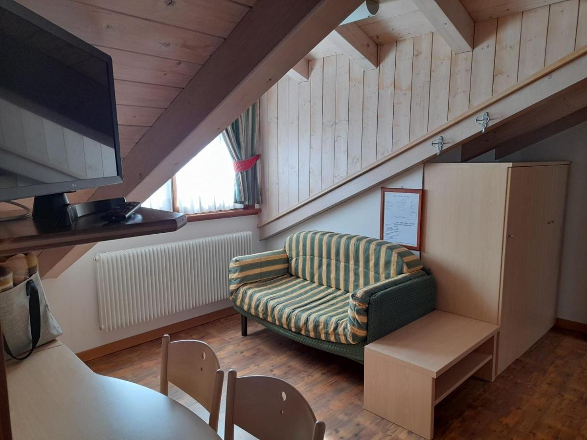 Hotel Garni B&B Maffei Pinzolo Exteriér fotografie