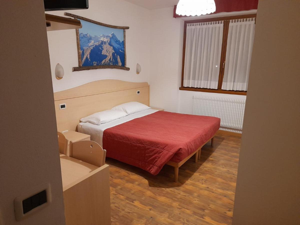 Hotel Garni B&B Maffei Pinzolo Exteriér fotografie